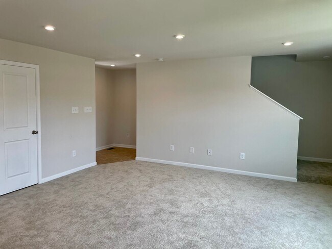 Photo - Gorgeous Locust Thicket Townhome