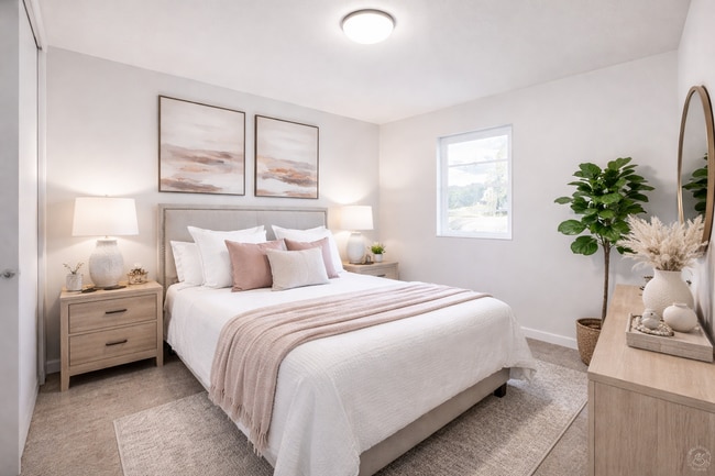 Building Photo - 8350 Gardendale