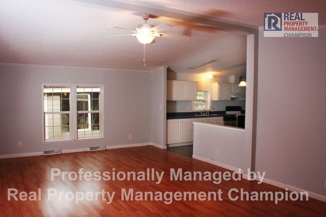 Photo - Charming Home in Quiet Neighborhood Near Monkey Junction