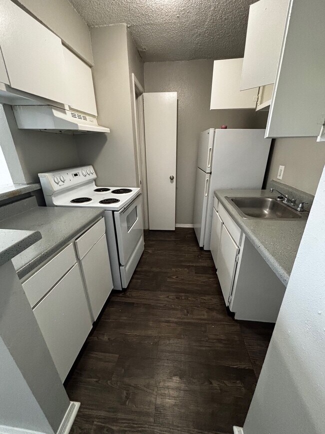 Edinburg Place Apartments