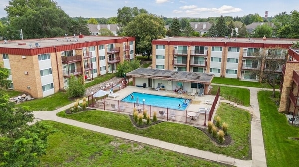 Boulder Court Apartments