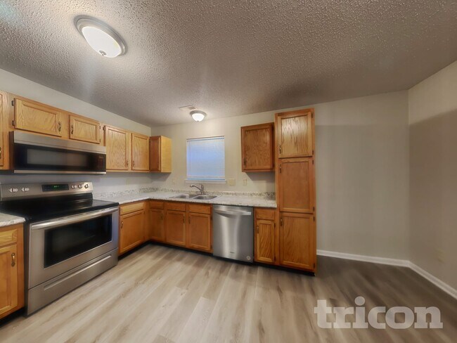 Photo - 9130 Bagley Way