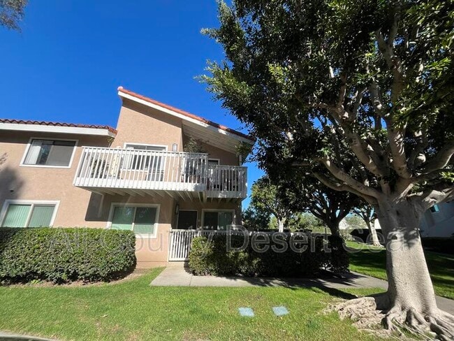 Building Photo - 19112 Oceanport Ln Unit 2