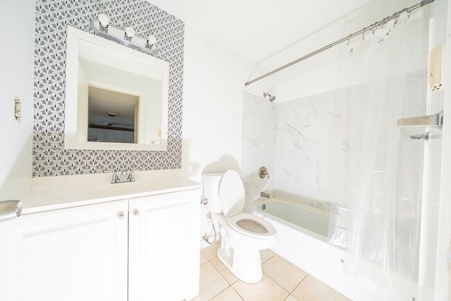 Photo - 1 Charleston Ave