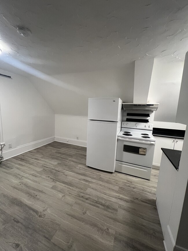 Photo - 379 Cooper St Unité 9