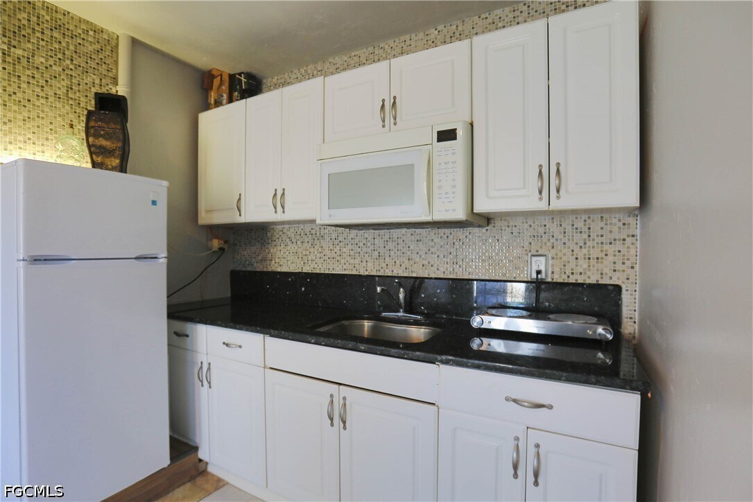 Photo - 907 Laredo Ave