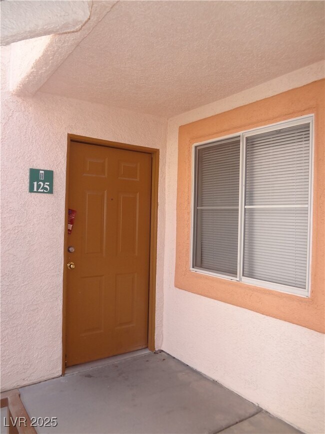 Building Photo - 7570 W Flamingo Rd Unit 125