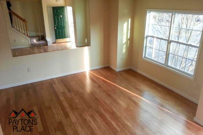 Photo - Spacious Townhome with 2 assigned parking ...