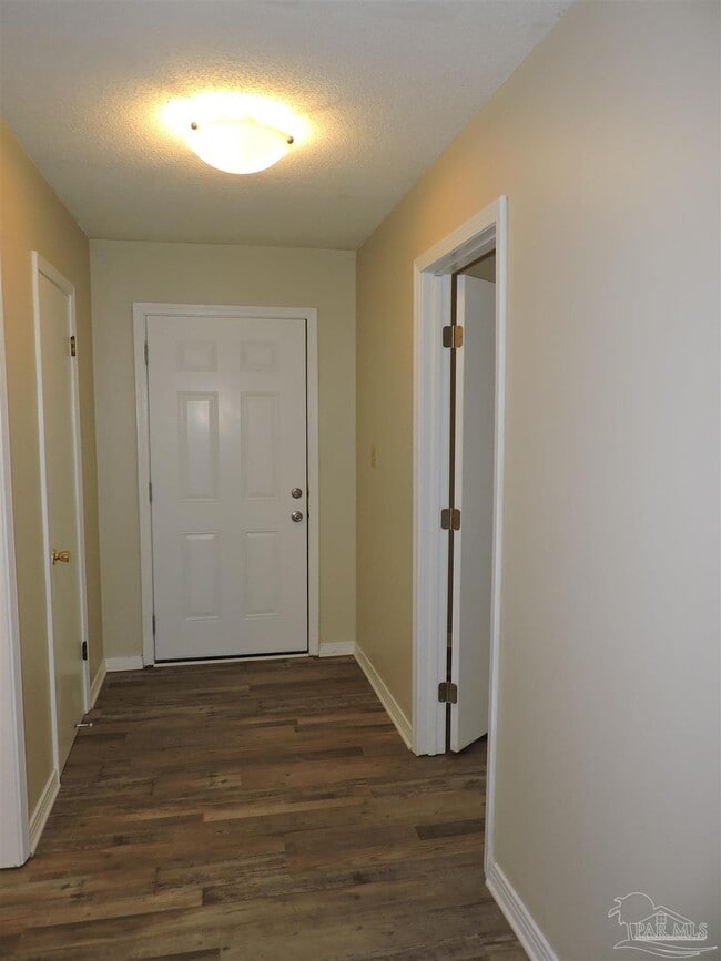 Photo - 3206 Raines St