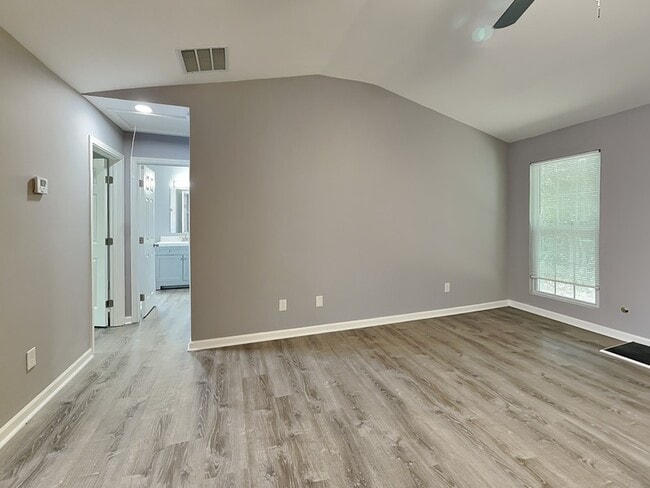 Photo - 447 Bald Eagle Way