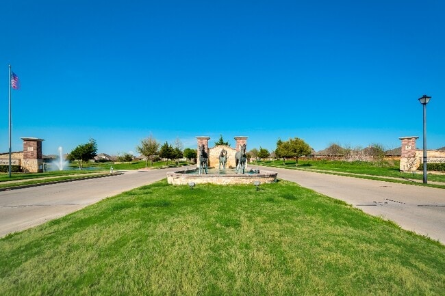 Photo - 110 Stallion St