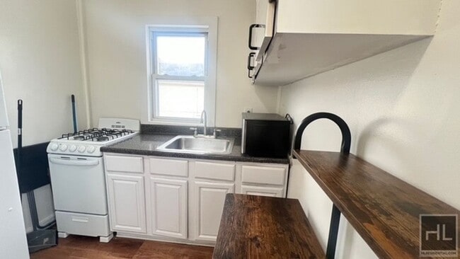 Photo - 115-50-115149 149th St Unit 2F