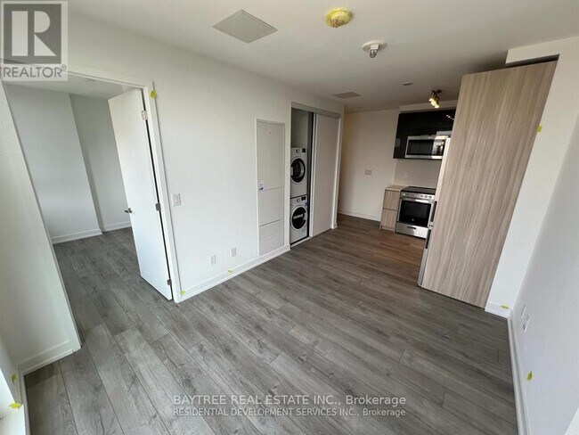Photo - 3100 Keele St Unit 1102