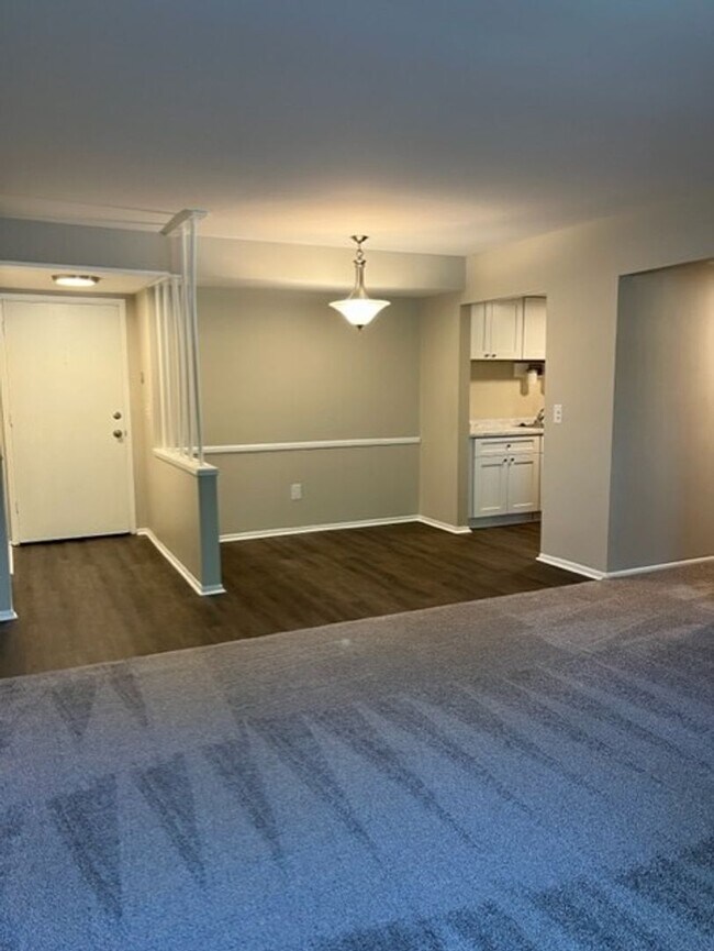 Photo - Charming, 2 bedroom/1 bath near Downtown Rochester! Unidad 841-03