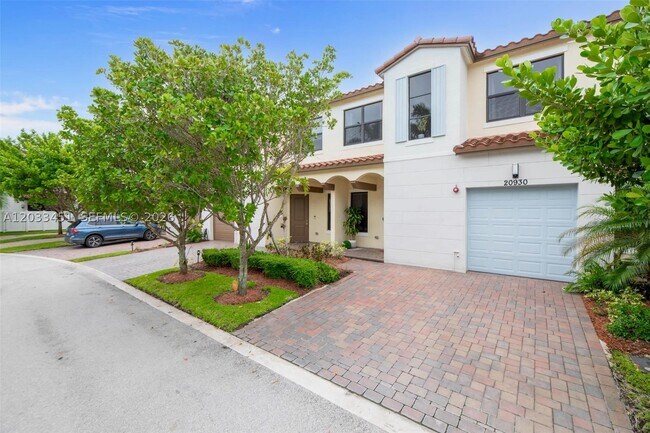 Photo - 20930 NW 1st St