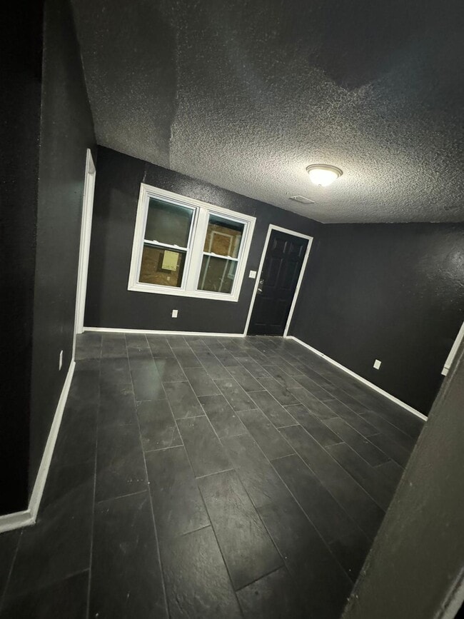 Photo - 797 Buntyn St