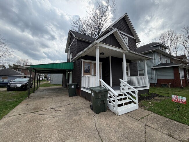 Photo - 1122-1124 Hoover Pl NW Canton Oh 44703   .UA .T1 Unit 1124