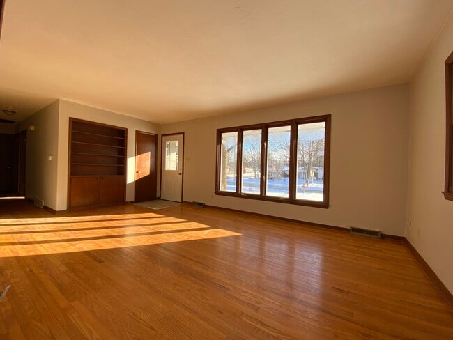 Photo - 5425 NW 66th Ave
