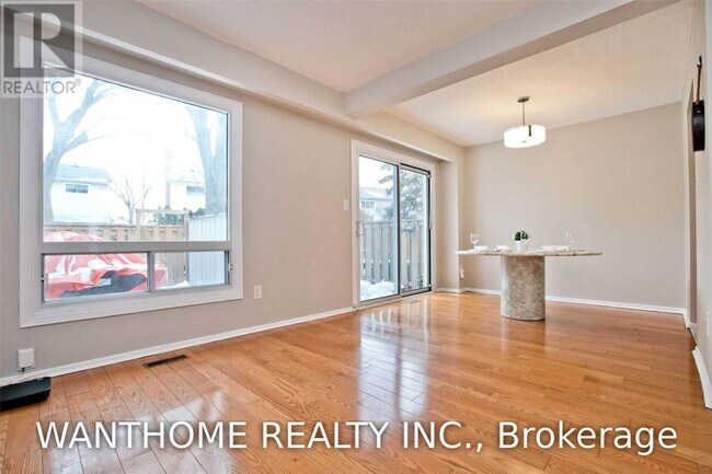 Photo - 175 Alexmuir Blvd