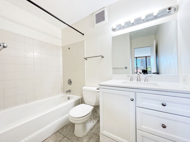 1687 Pensacola St Unit 505