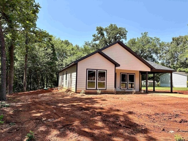 Building Photo - 682 el Paso Dr