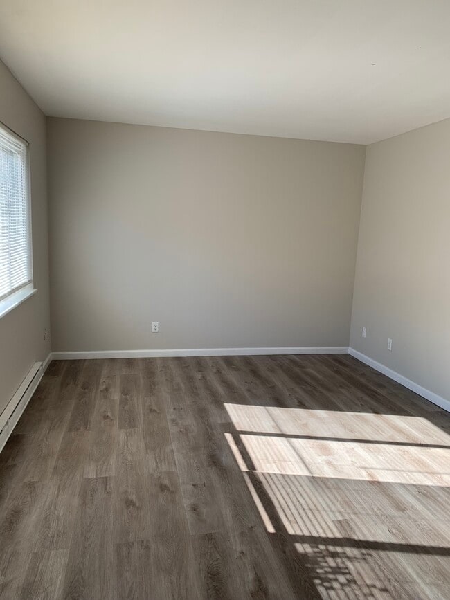 Photo - 7510 Hazelcrest Dr Unit 6