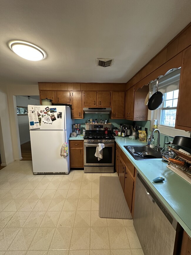 Photo - 106 Academy Hill Rd