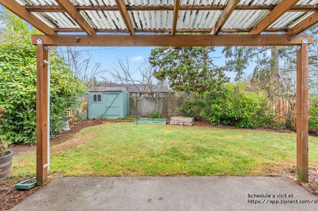 Photo - 13595 NW Westlawn Terrace