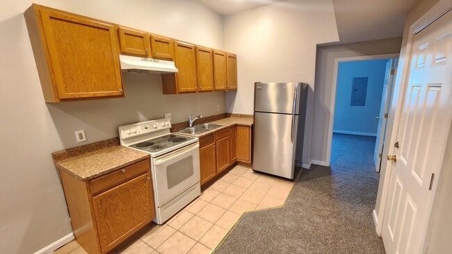 Building Photo - 1918 McCulloh St Unit 2