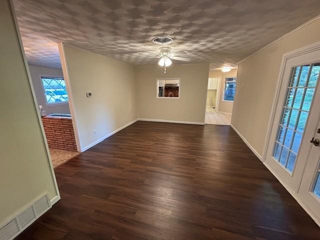 Photo - 1303 Park Center St