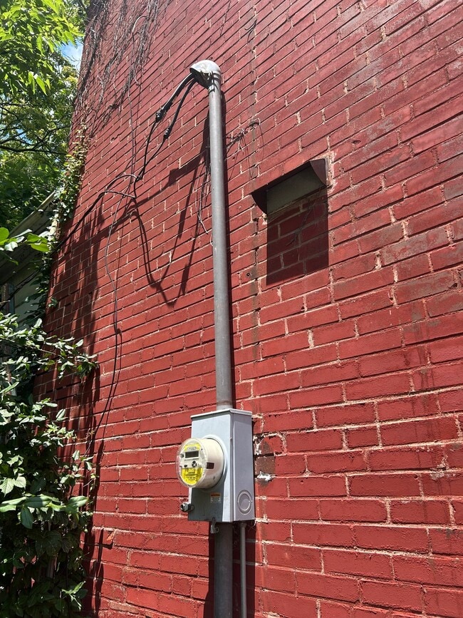 Photo - 563 N 24th St