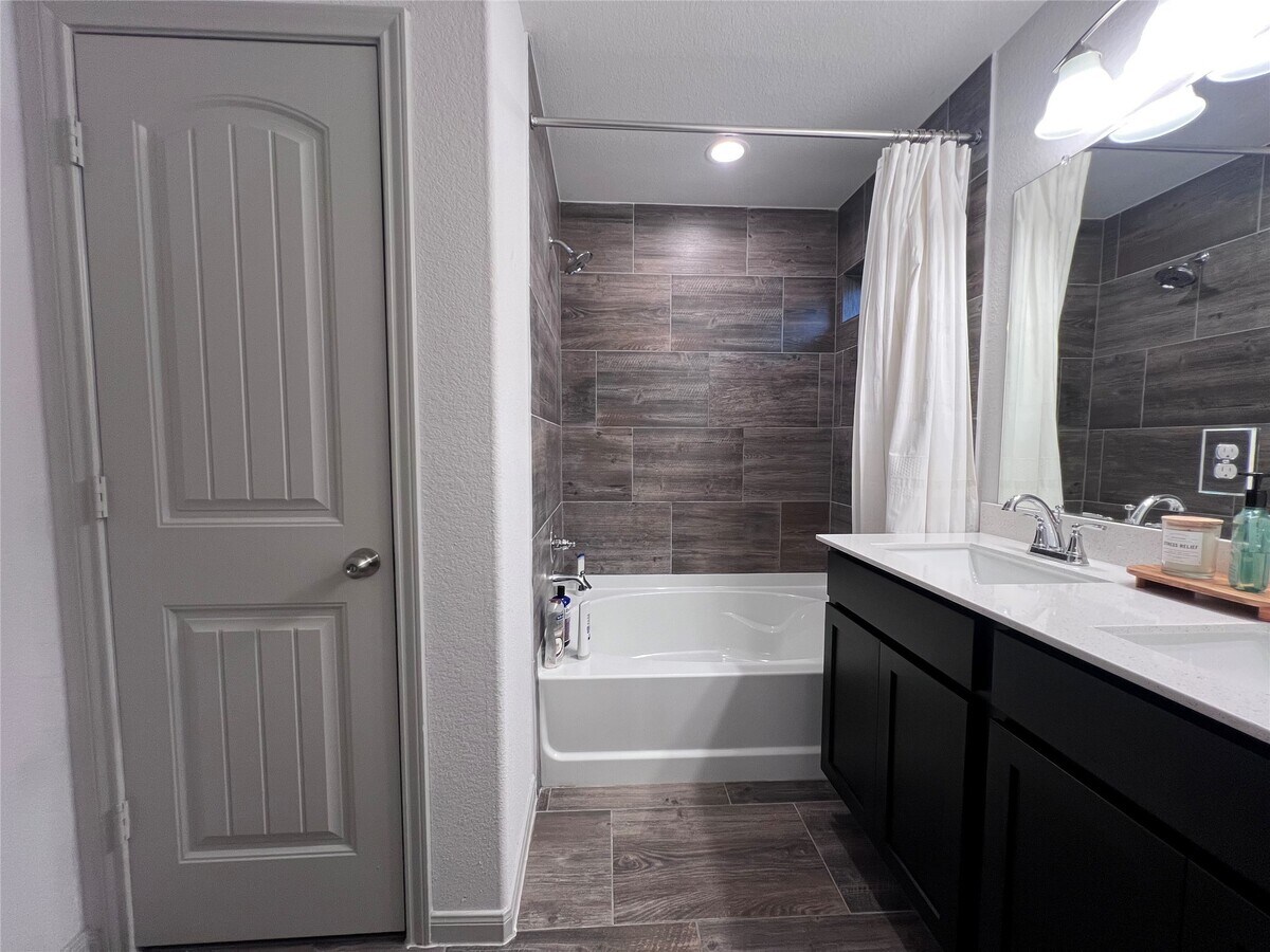 Photo - 7971 Tuscan Cypress Dr House