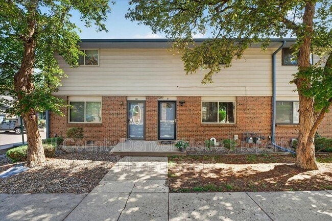 Photo - 5250 Garrison St