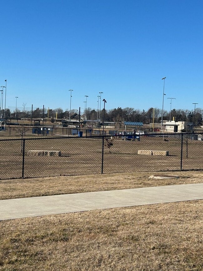 Photo - 1736 E Decarsky Ct