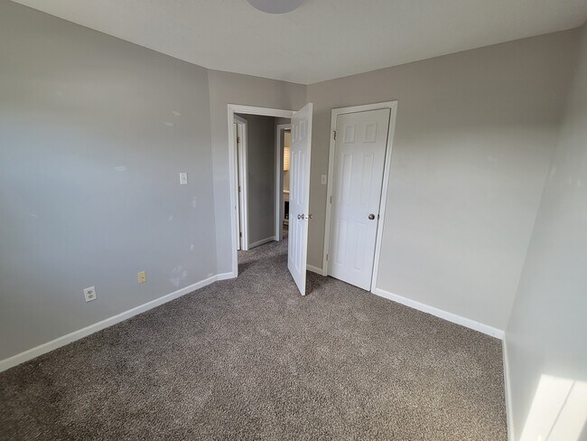 1611 Brookline Ave SW
