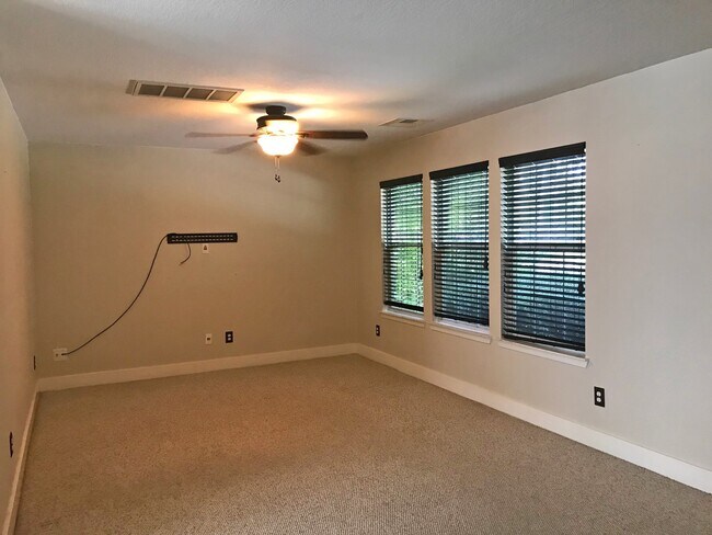 Photo - 26885 Kings Park Hollow Dr