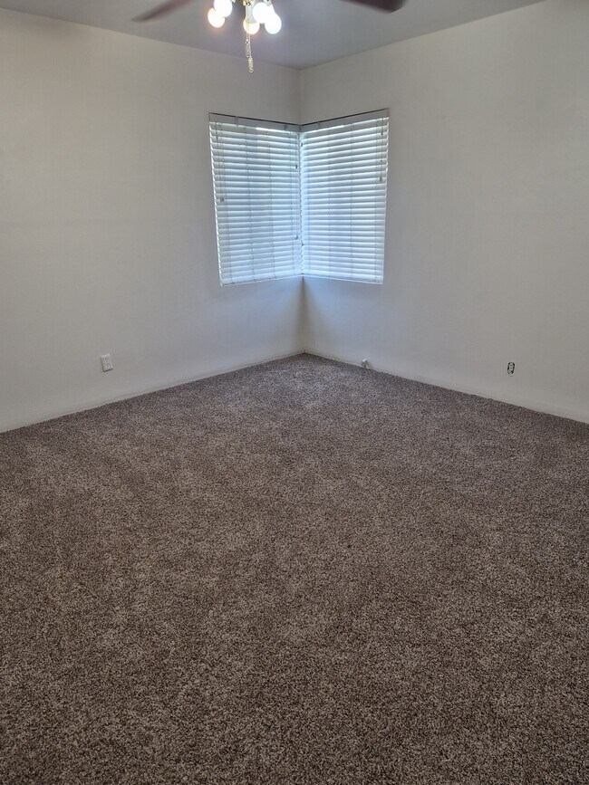 Photo - 1949 14th Ave