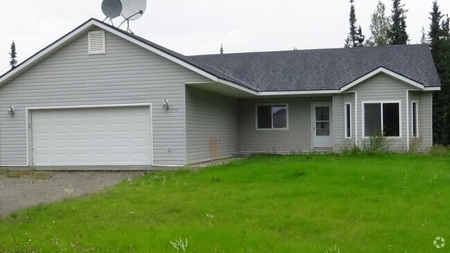 Building Photo - Beautiful ranch style home w/ 3 bd, 2 baths.