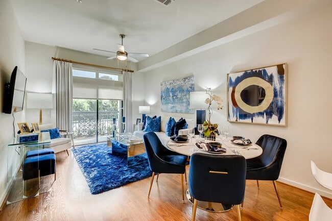 Photo - Unlock Your Space Unit CLR1