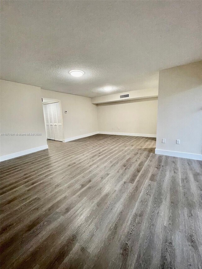 Photo - 8251 SW 157th Ave Unit 106