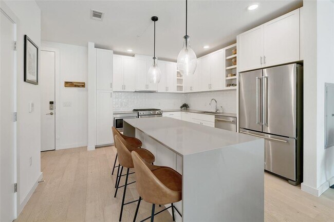 Photo - 1600 S 1st St Unit 220