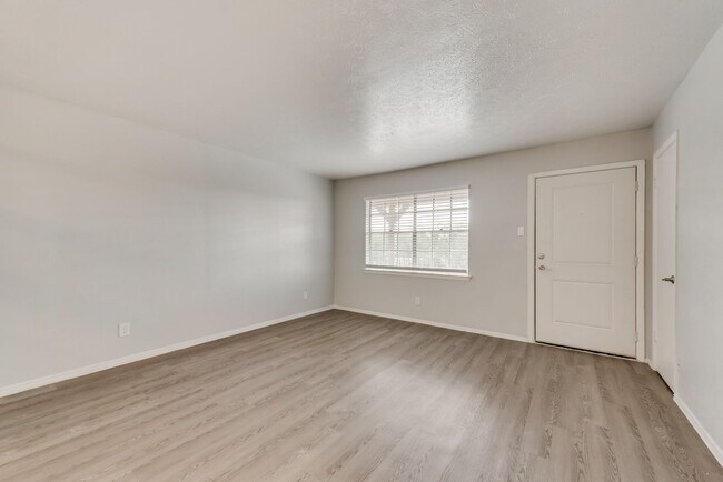 Photo - The Sutton on Park Lane