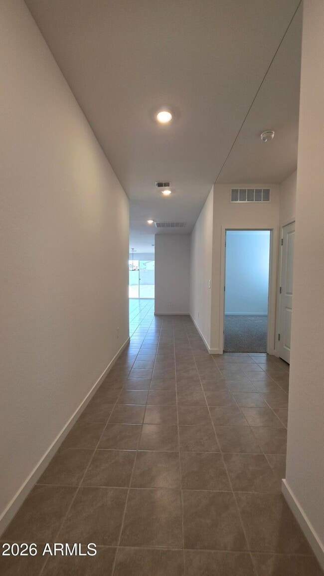 Photo - 37098 W Prado St