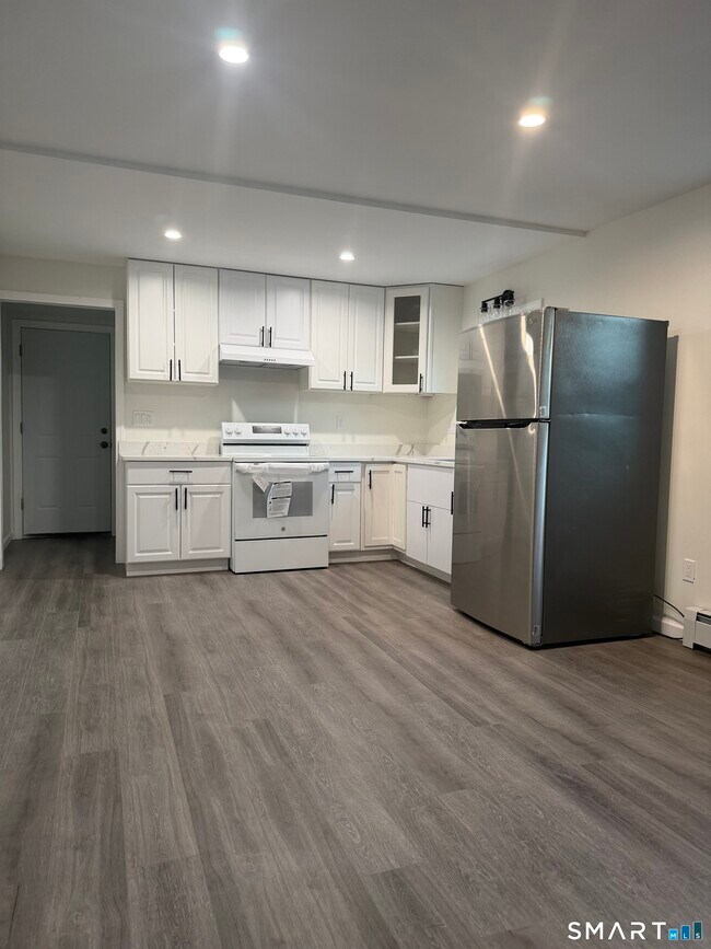 Photo - 11 Strant St