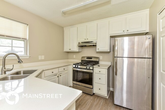 Photo - 3340 Glen Hollow Dr