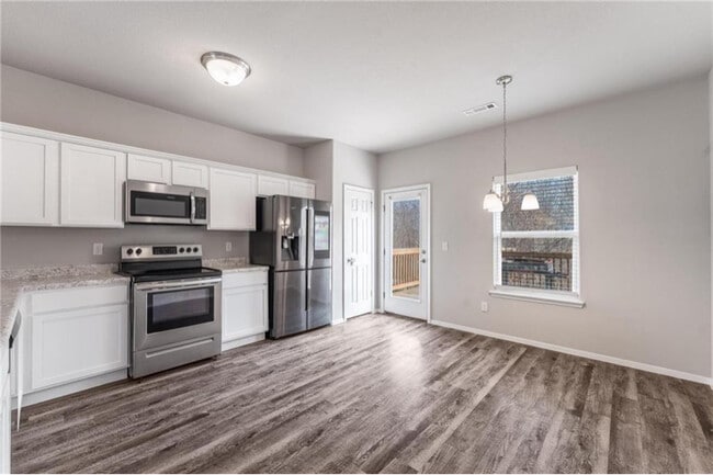 Photo - 6601 SW Chestnut Hill Rd