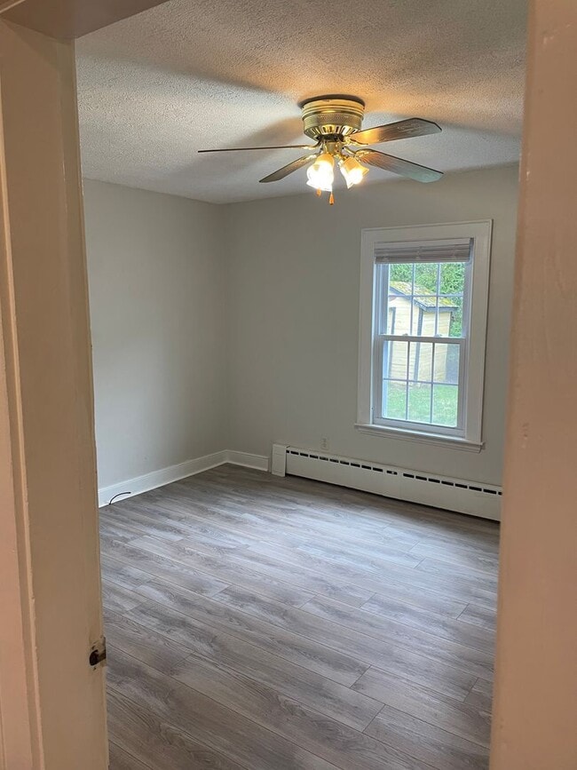 Photo - 12 Vine St Unit 1