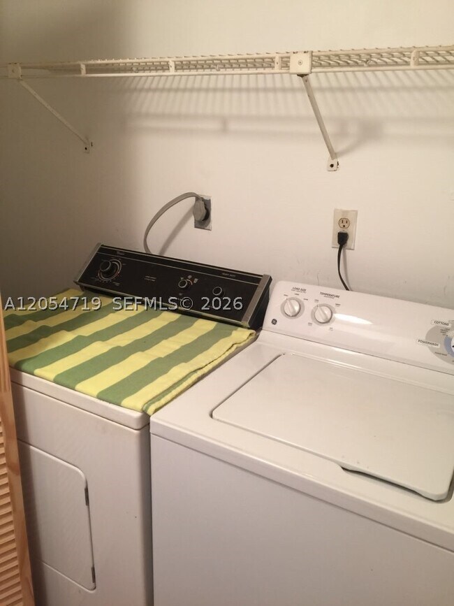 Photo - 8290 Lake Dr Unit 548