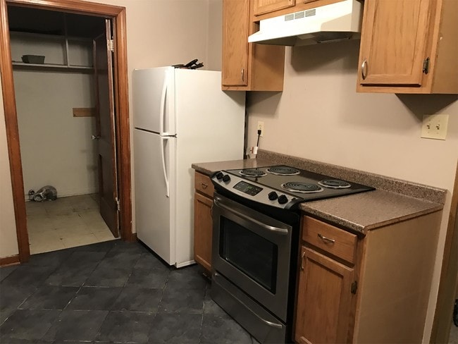 Photo - 2212 Ward St