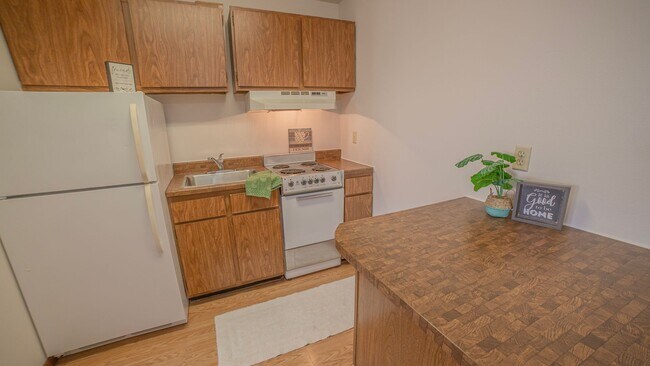 Cedars West Apartments